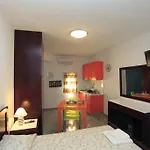 Stegadi דירה *